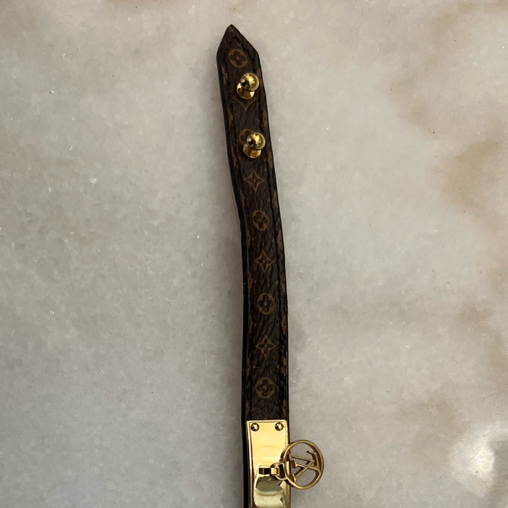 โSOLD ON โ๏ธโ Louis Vuitton Logomania Bracelet - Picture 4 of 13